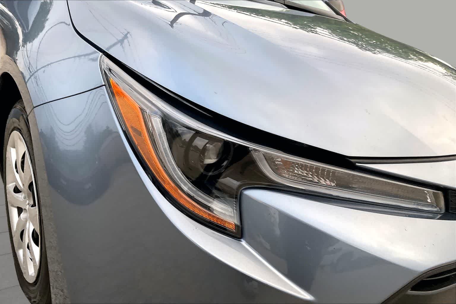 Used 2024 Celestite Toyota LE image 27