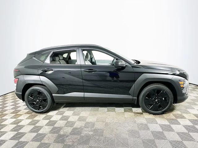 New 2026 Black Hyundai SEL Sport image 2