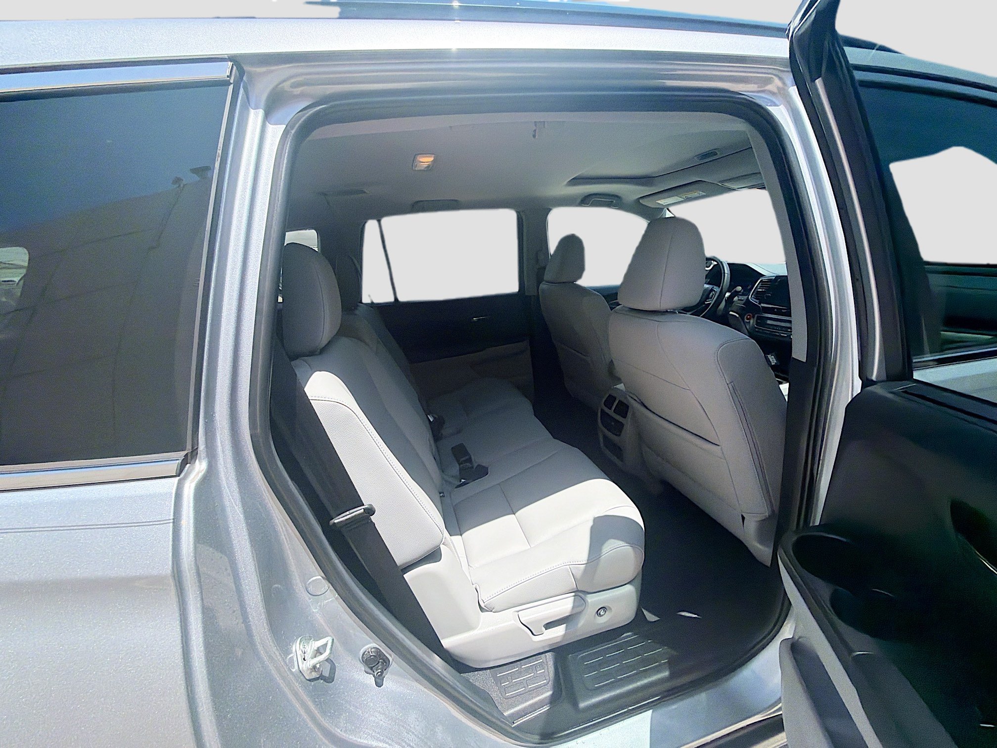 2022 Honda Pilot SE - Photo 28