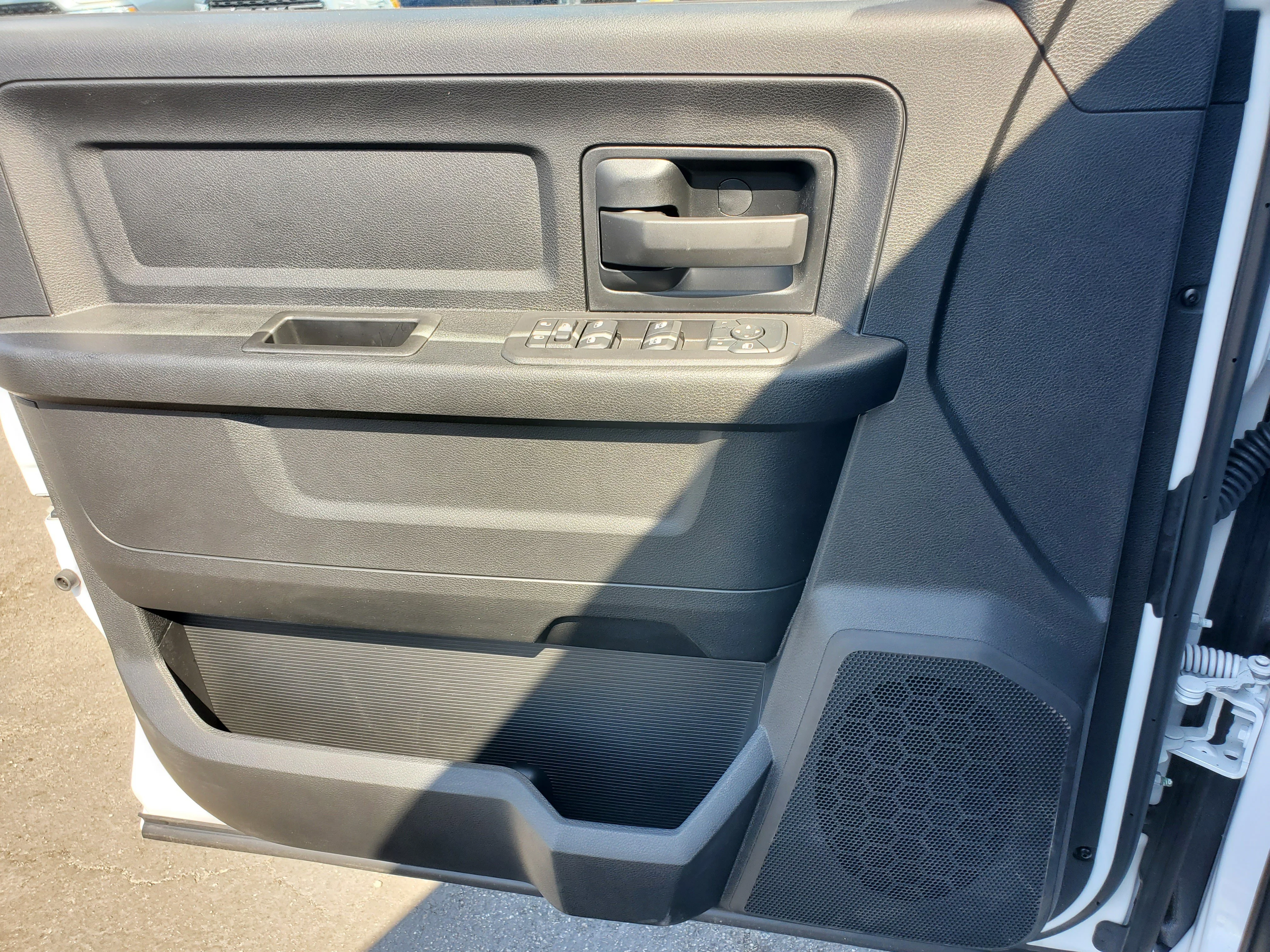 New 2026 Bright White Clearcoat RAM Tradesman image 26