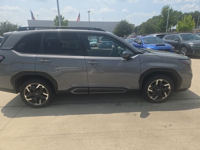 Used 2025 Gray Subaru Limited image 2