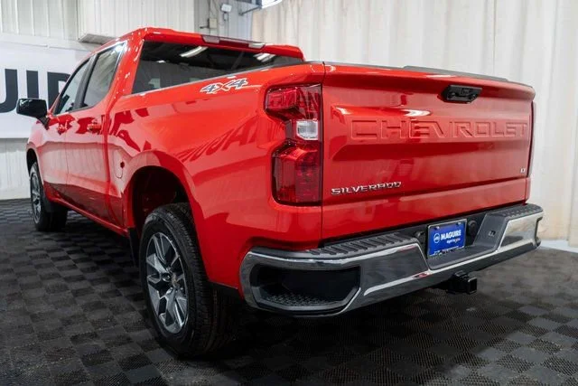 New 2026 Red Hot Chevrolet LT (2FL) image 7