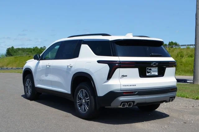 2026 Chevrolet Traverse LT - Photo 4