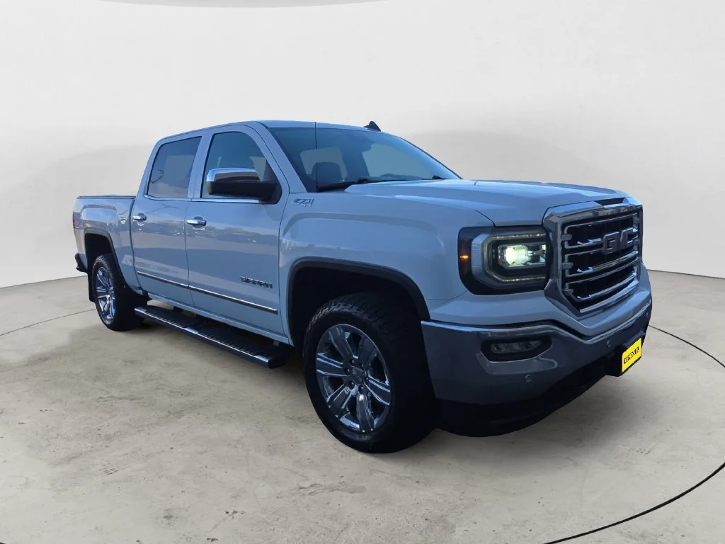 Used 2018 SUMMIT WHITE GMC SLT image 5