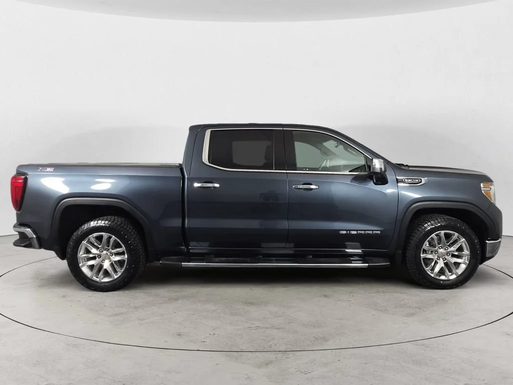 Used 2020 DARK SKY METALLIC GMC SLT image 4