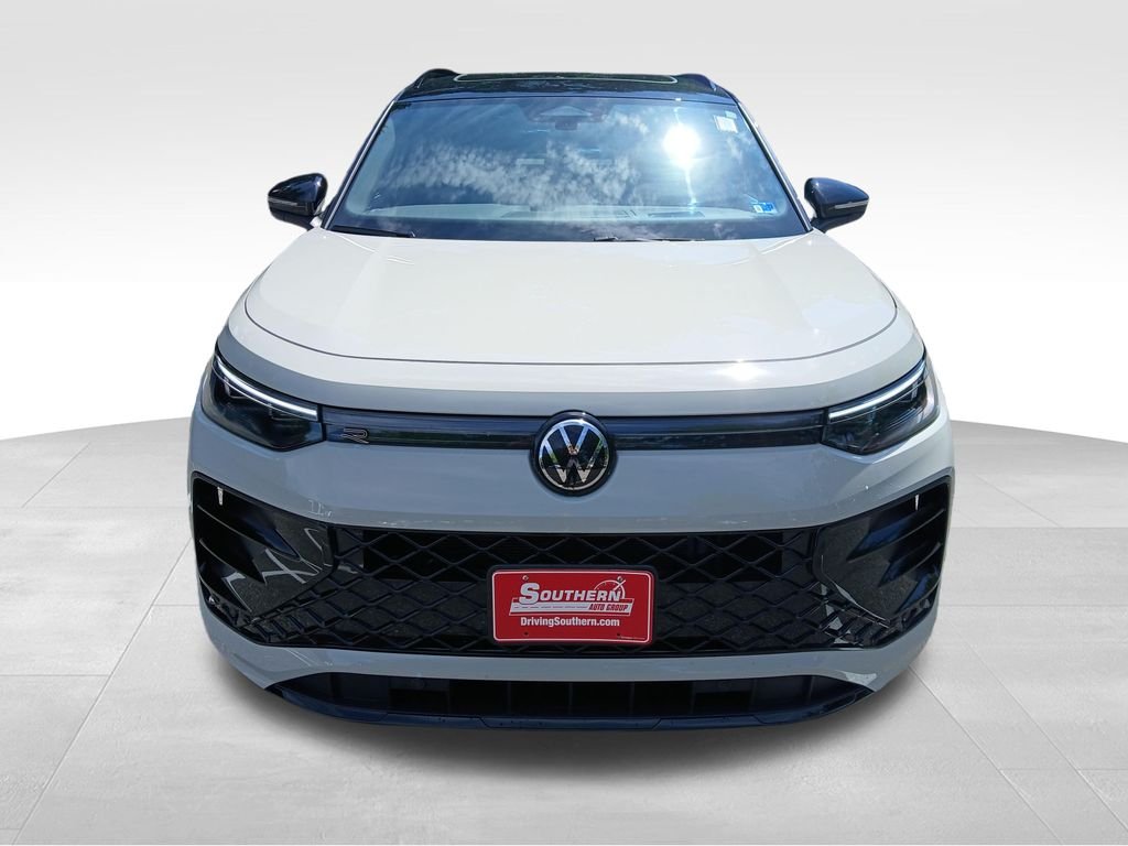 Used 2026 Beige Volkswagen 2.0T SE R-Line Black image 9