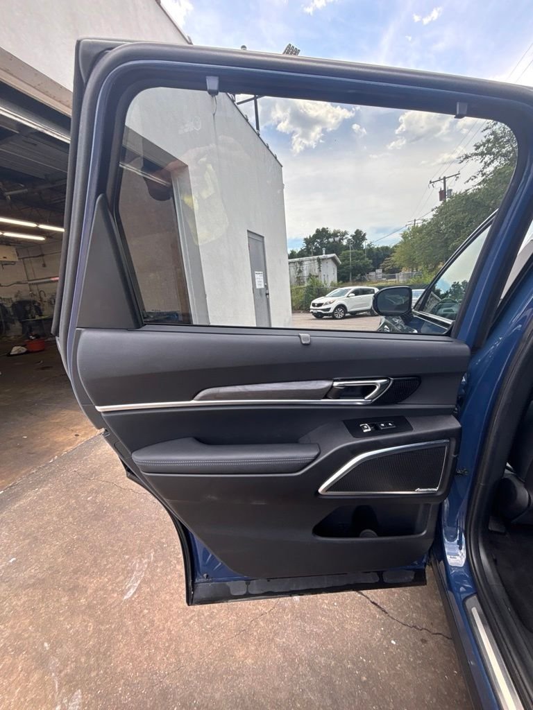Used 2023 Black Kia SX-Prestige X-Line image 16