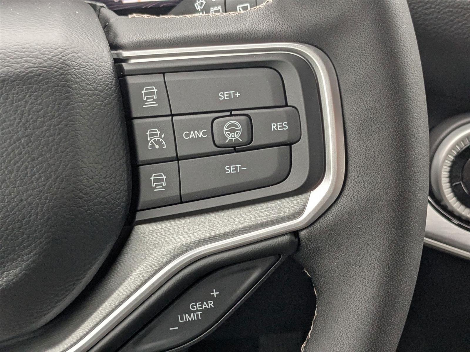 New 2026 Steel Blue Jeep Limited Altitude image 14