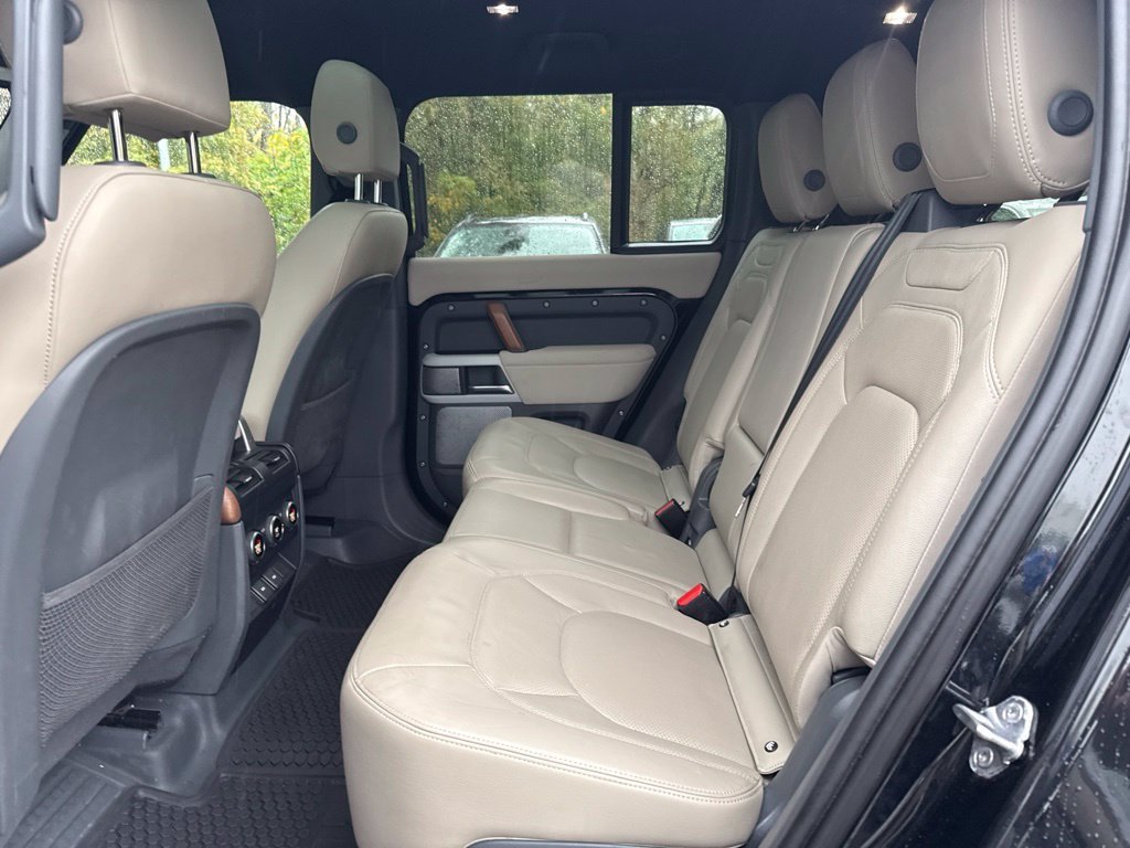 Used 2023 Black Land Rover SE image 12