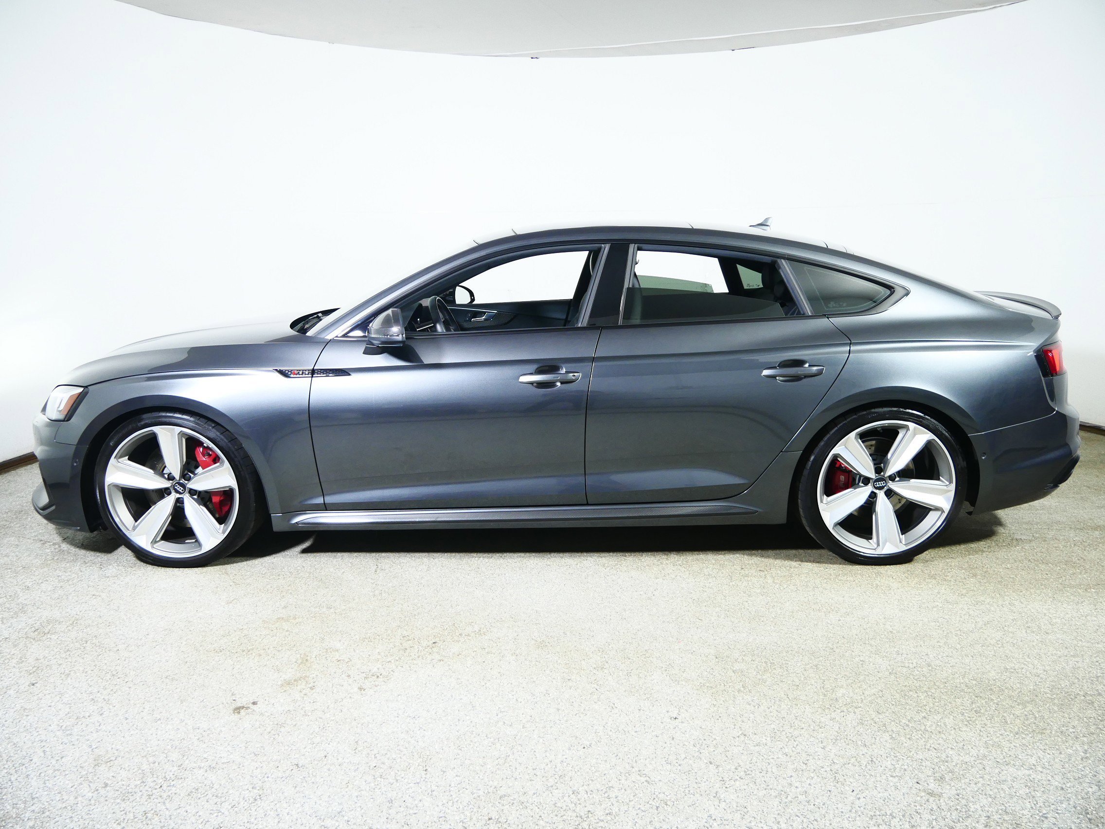 Used 2019 Daytona Gray Pearl Effect Audi Sedan 2.9 QTRO image 4