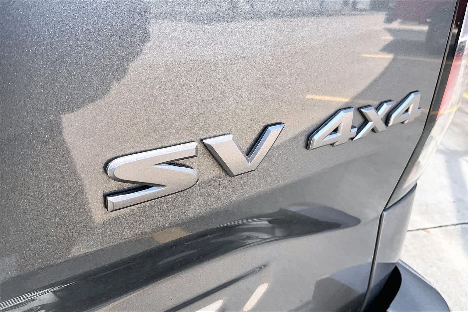 Used 2024 Gun Metallic Nissan SV image 10