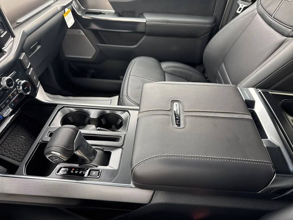 New 2026 Star White Metallic Tri-Coat Ford Platinum® image 47
