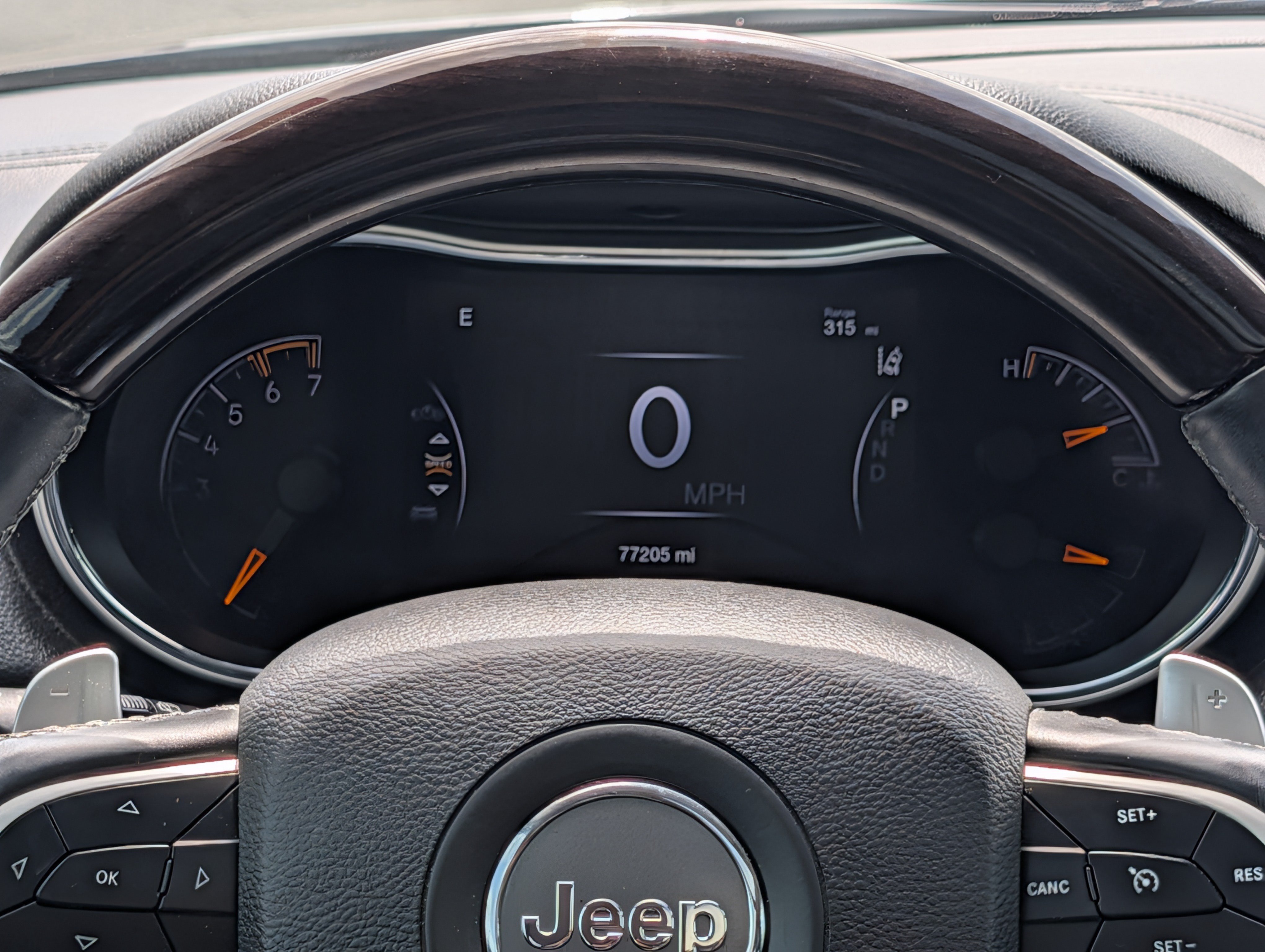 Used 2019 Diamond Black Crystal Pearlcoat Jeep Summit image 21