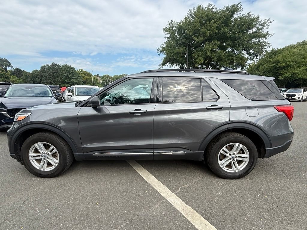 Used 2023 Carbonized Gray Metallic Ford XLT image 9