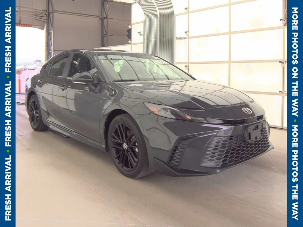 Certified Used 2025 Gray Toyota SE image 1