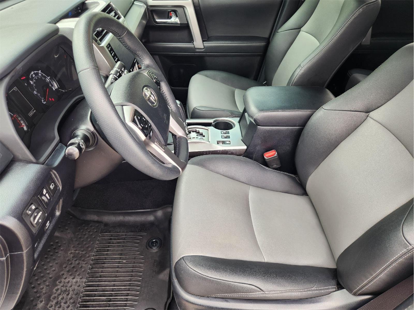 2020 Toyota 4Runner SR5 Premium - Photo 13