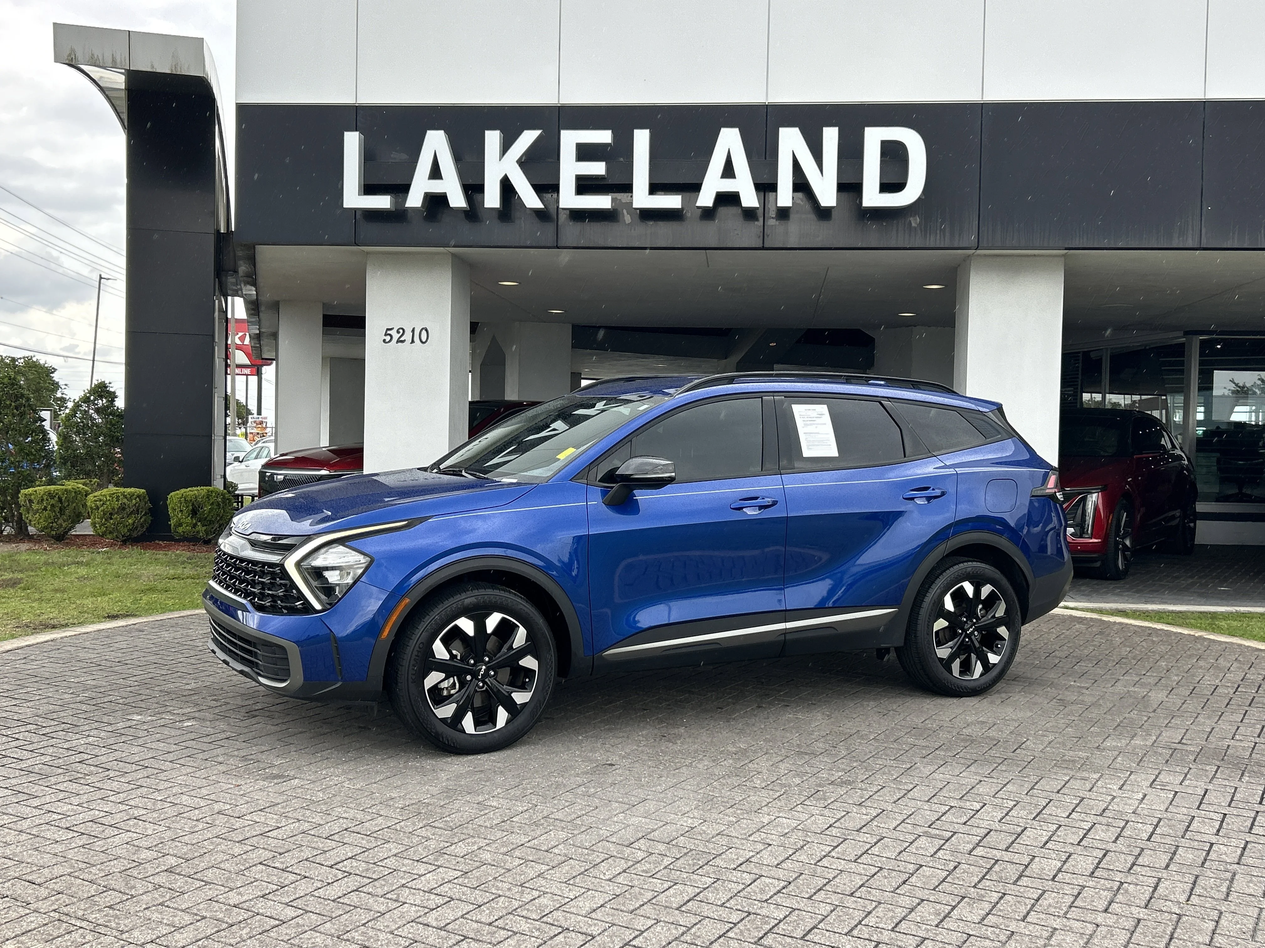 Used 2023 Sapphire Blue Kia X-Line image 2