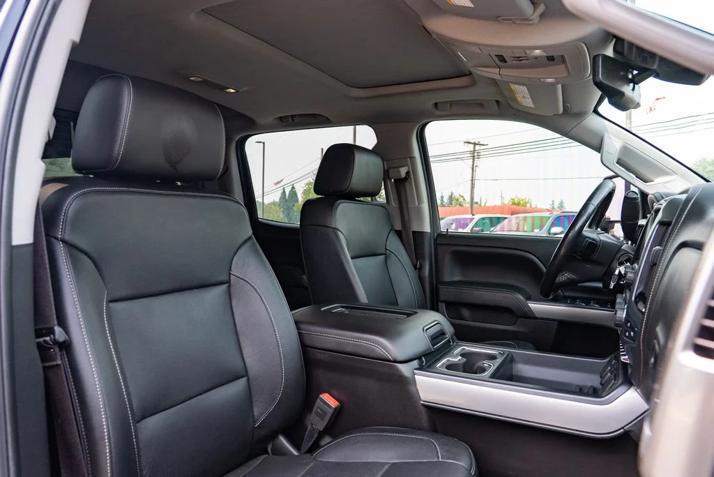 Used 2019 Black Chevrolet LTZ image 31