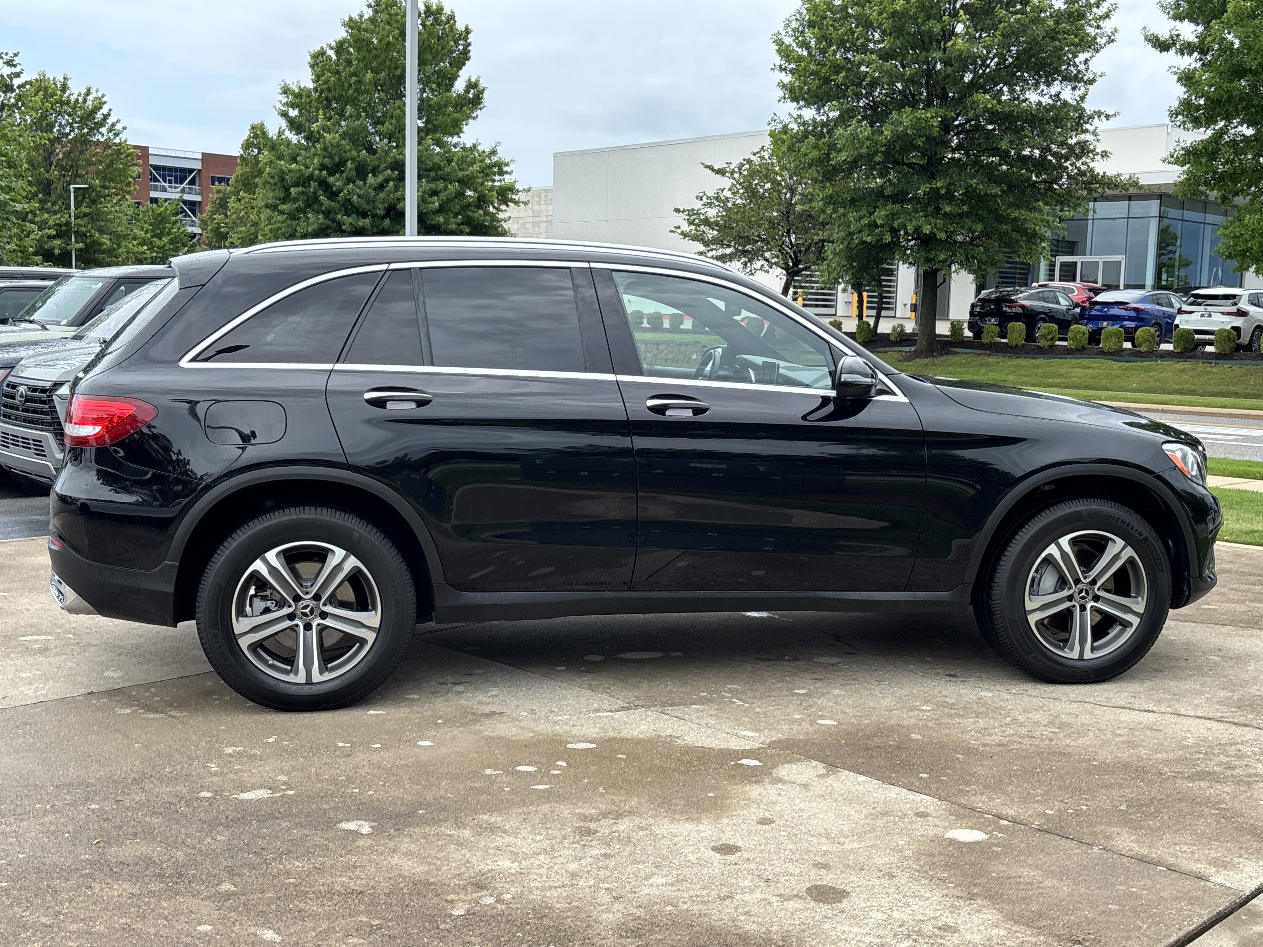 Used 2018 Black Mercedes-Benz GLC 300 4Matic image 2