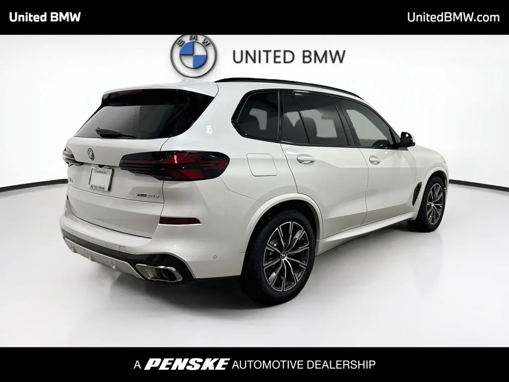 New 2026 Mineral White Metallic BMW xDrive50e image 5
