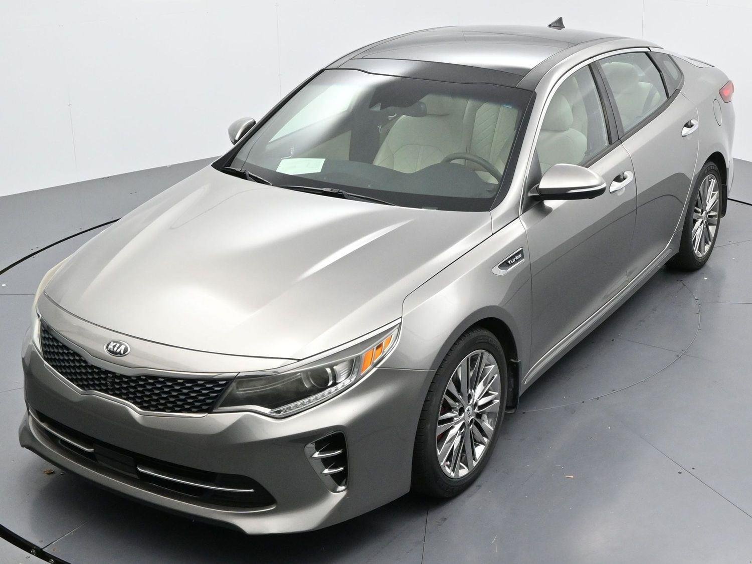 Used 2016 Titanium Silver Kia SXL Turbo image 39
