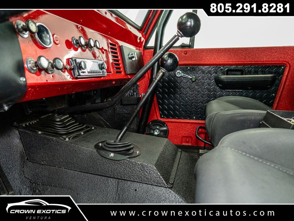 Used 1972  Ford 2dr Convertible image 33