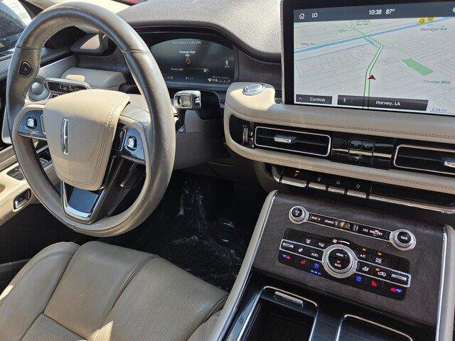 Used 2023 Flight Blue Metallic Clearcoat Lincoln Reserve image 36