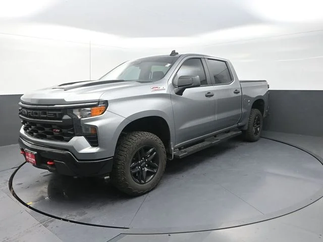 Used 2025 Gray Chevrolet Custom Trail Boss image 3