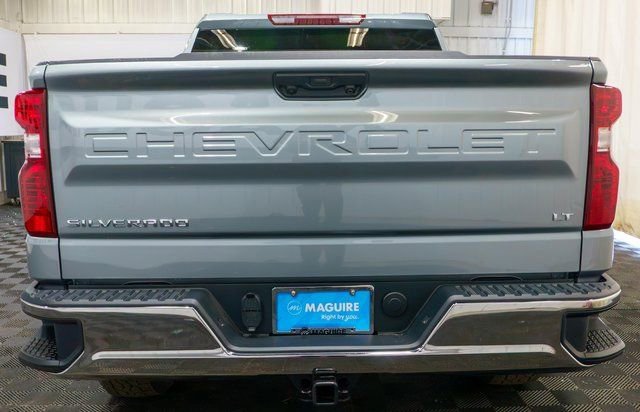 New 2026 Sterling Gray Metallic Chevrolet LT (2FL) image 6