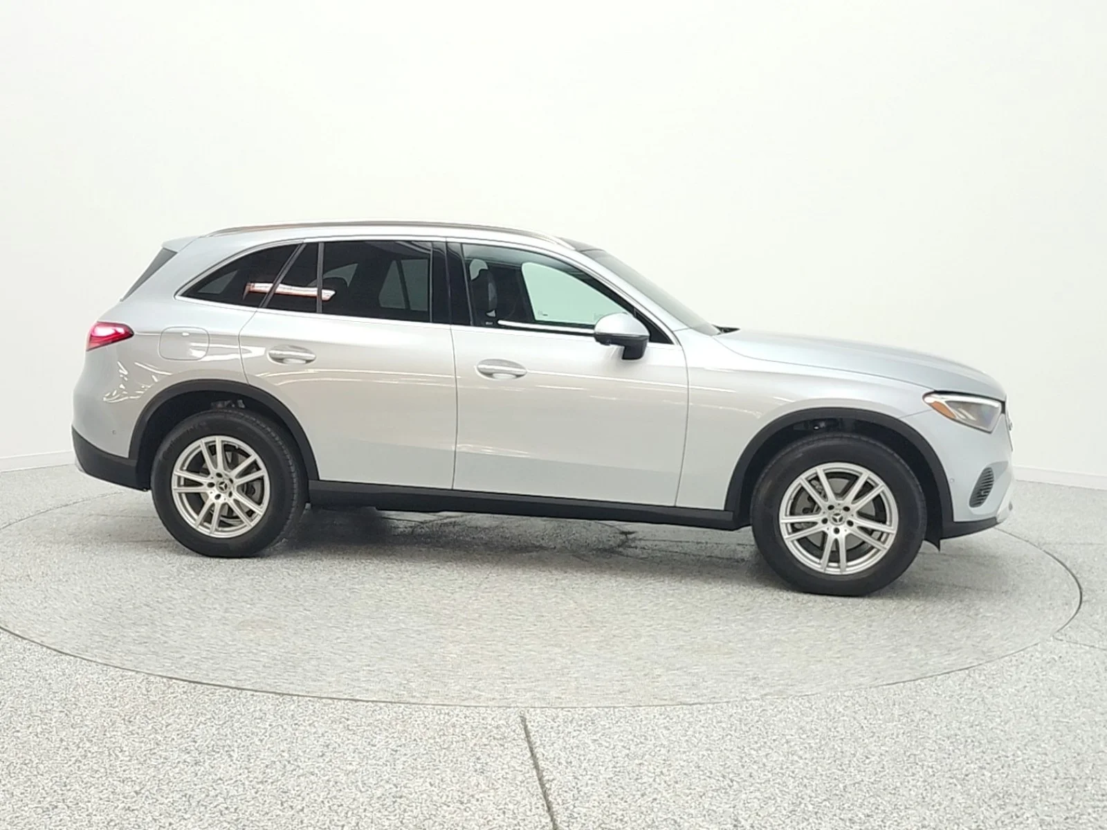 Certified Used 2025 Cirrus Silver Metallic Mercedes-Benz GLC 300 SUV image 4