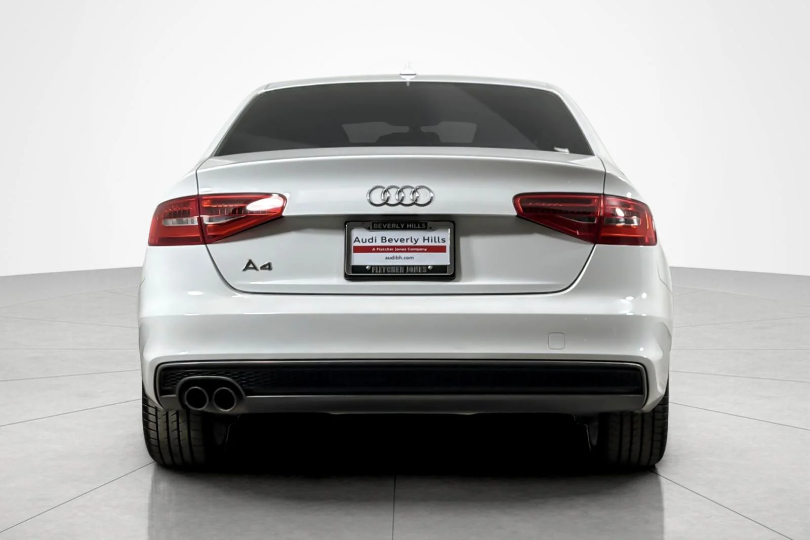 Used 2014 Ibis White Audi 4dr Sdn CVT FrontTrak 2.0T Premium image 4