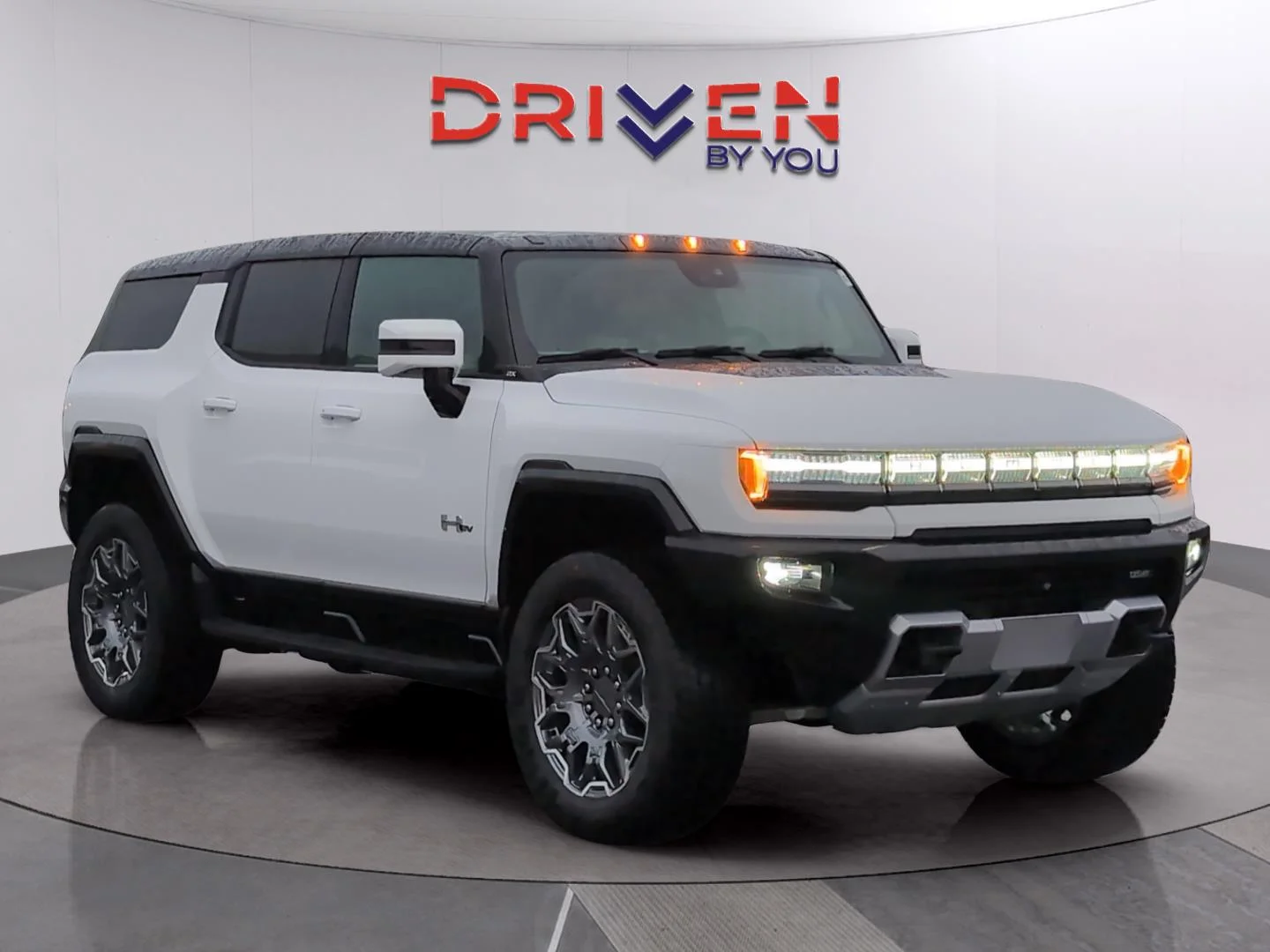 New 2025 Interstellar White GMC 2X image 7