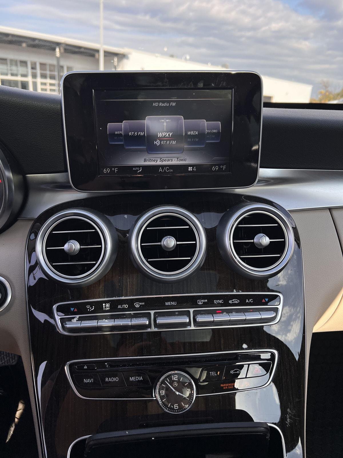 Used 2016 Black Mercedes-Benz C 300 image 12