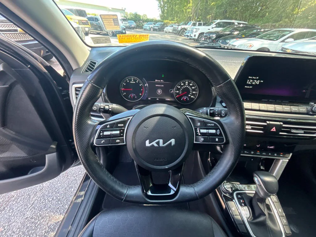Certified Used 2023 Black Kia SX image 13