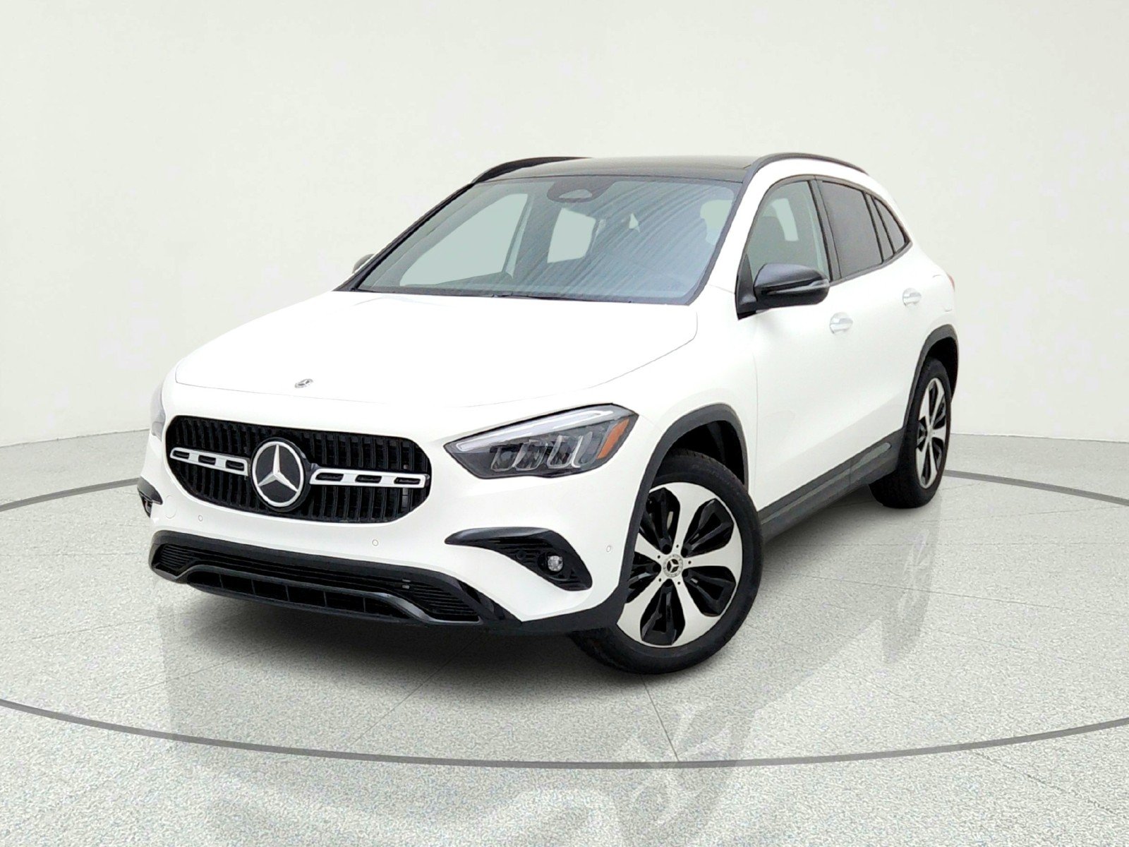 New 2026 Polar White Mercedes-Benz GLA 250 SUV image 2
