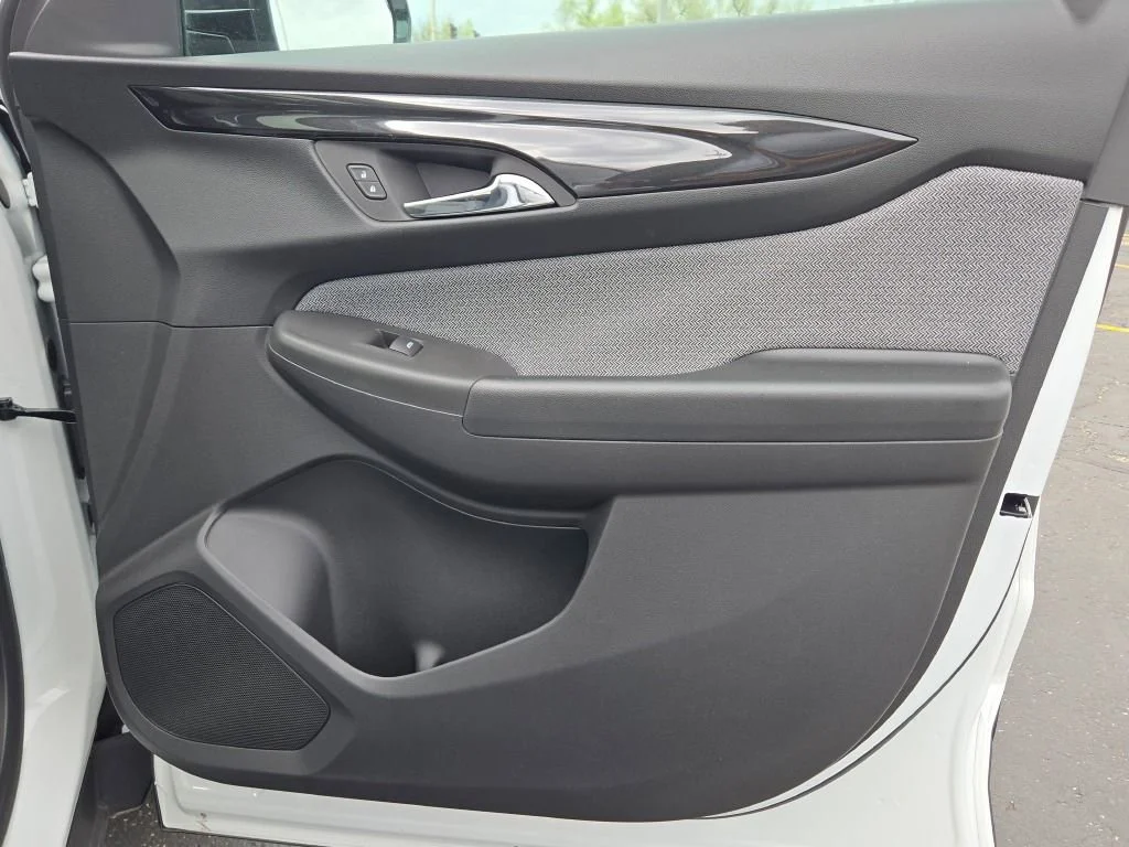 New 2026 Summit White Chevrolet LT image 8