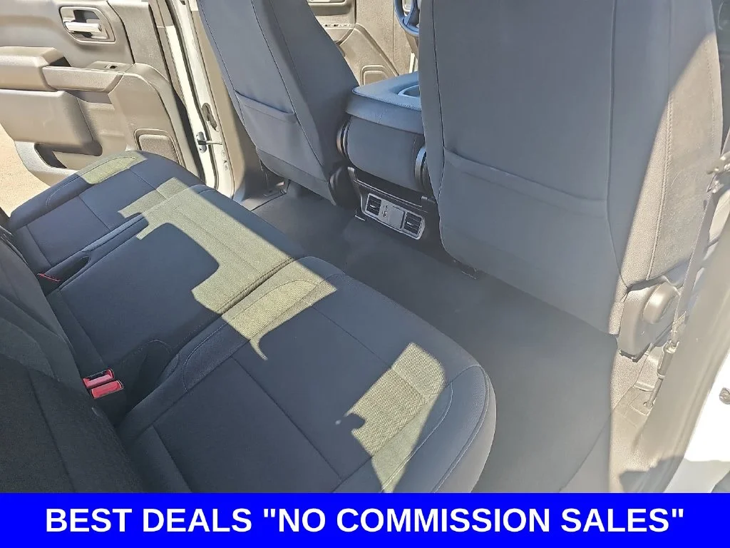 Used 2024 White Chevrolet Custom image 11