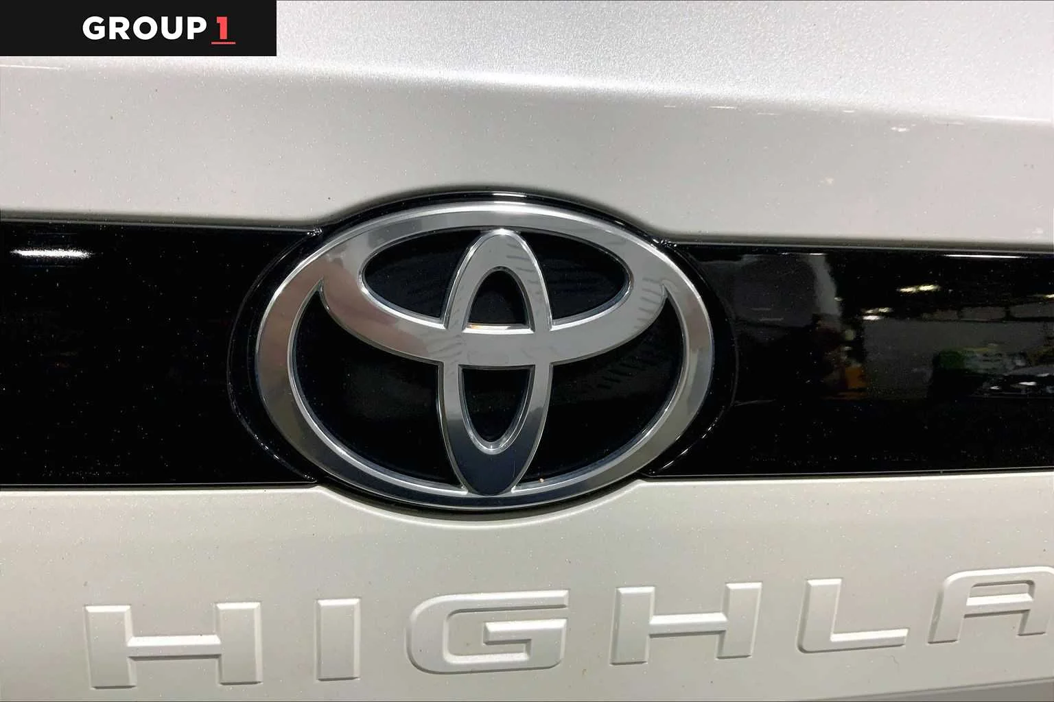Certified Used 2024 Wind Chill Pearl Toyota Platinum image 10