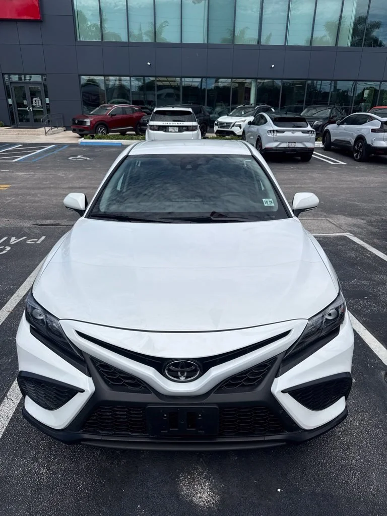 Used 2024 White Toyota SE image 3