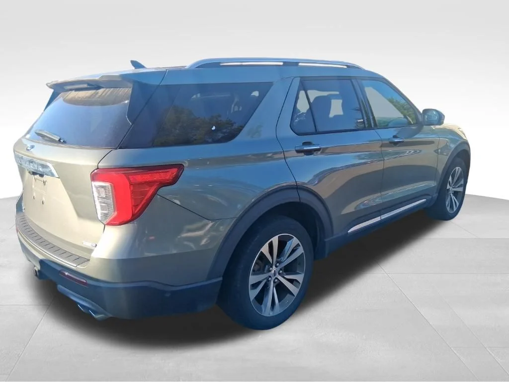 Used 2020 Green Ford Platinum image 5