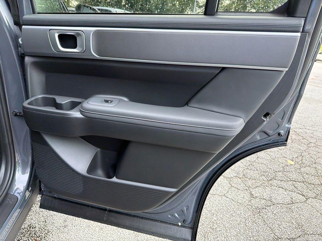 New 2027 Gray Hyundai SEL FWD image 16