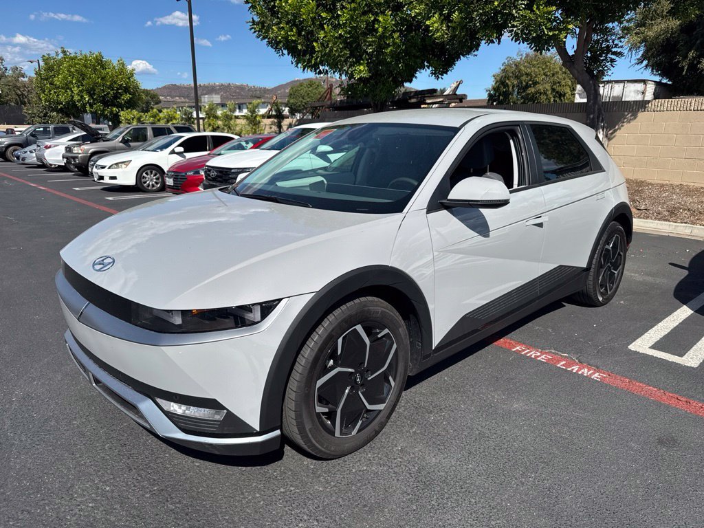 Certified Used 2024 Gray Hyundai SEL image 1