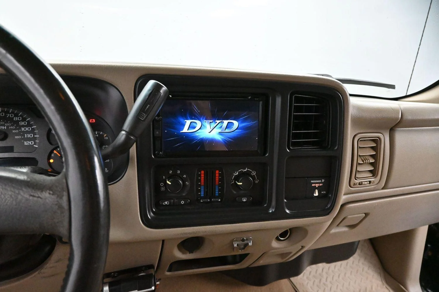 Used 2005 Dark Green Metallic Chevrolet LS image 15