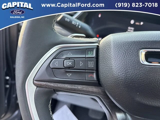 Used 2025 Gray Jeep Limited image 23