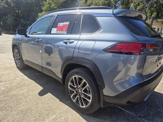 Used 2026 Celestite Toyota XLE image 6