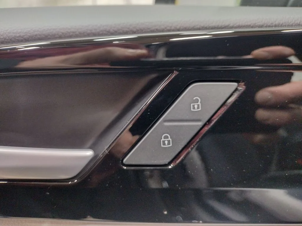 New 2026 Black Volkswagen 1.5T S image 19