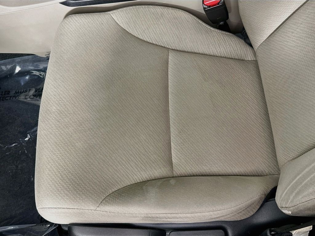 Used 2013  Honda LX image 19