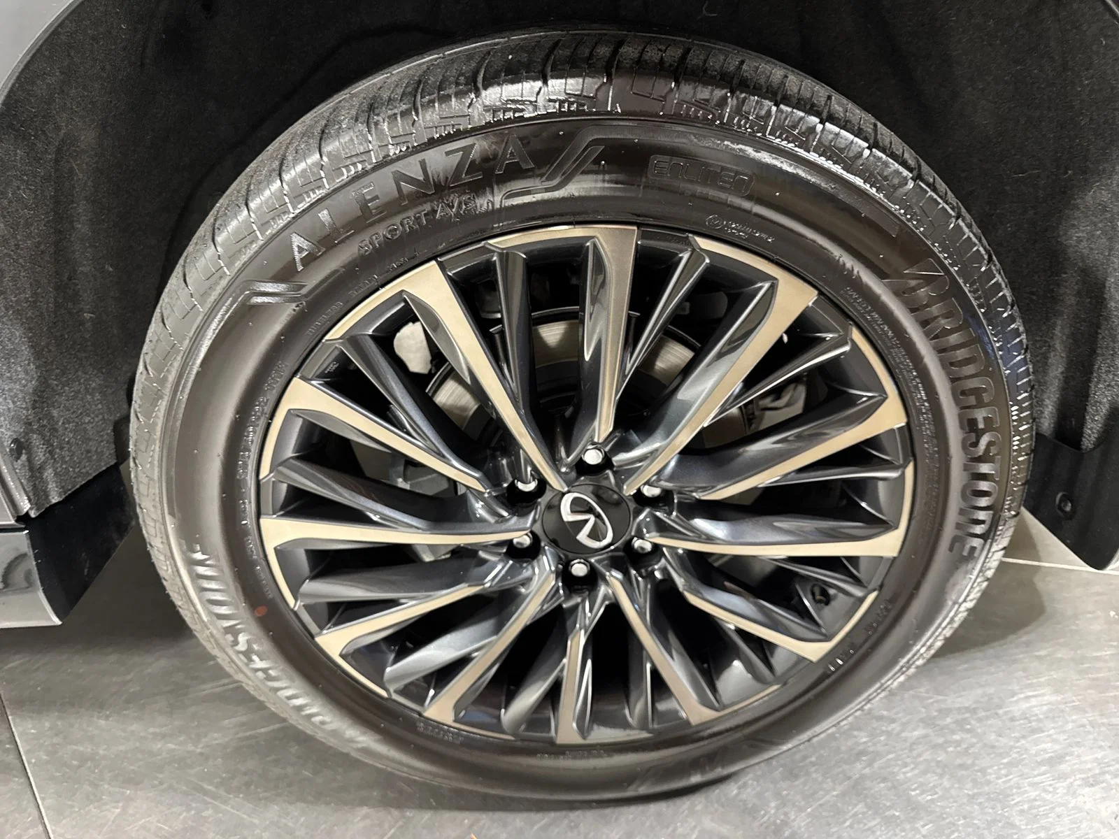 Certified Used 2026 Mineral INFINITI AUTOGRAPH image 12
