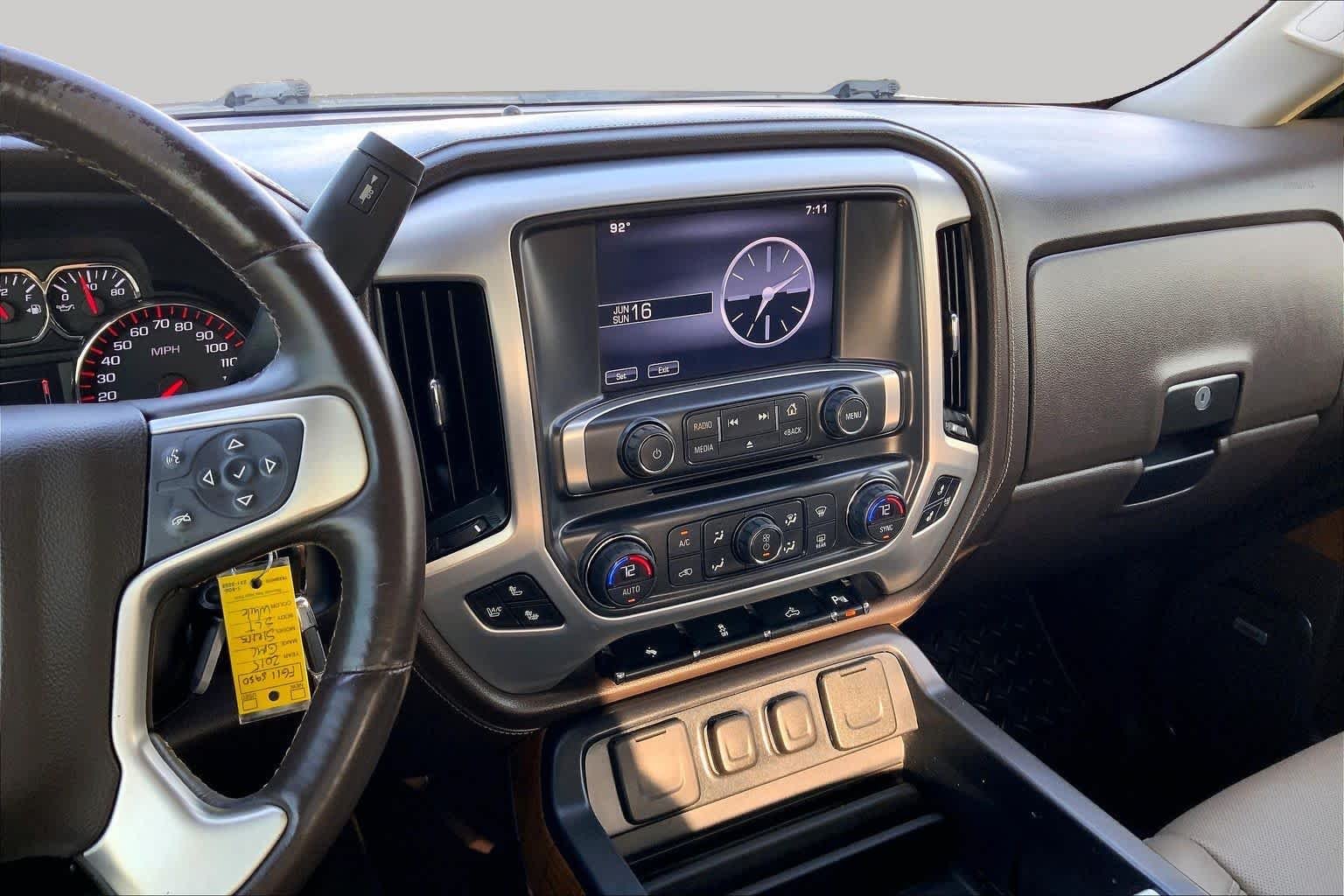 Used 2015 White Diamond Tricoat GMC SLT image 6