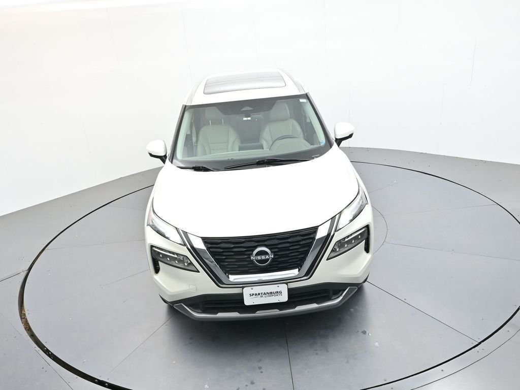 Used 2023 Pearl White Nissan SL image 23